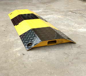 Steel Speed Breaker Yellow-Black Road Speed Bump/Hump for Traffic Safety