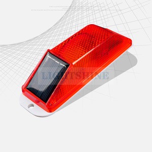Solar Led Traffic Warning Light Night Equipment Outline Column Light Collision Barrier Strobe Light