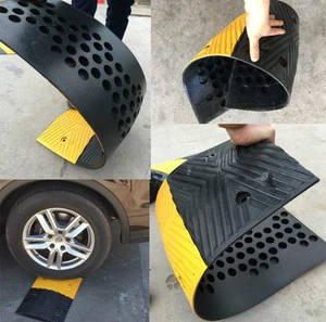 Weatherproof Anti-Slip Durable Top Sale High Visibility Rubber Speed Bump for Parking Lot