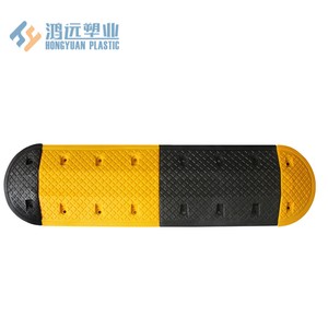 Long-Lasting Plastic Speed Hump Safety Speed Bump for Road Usage