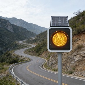 Waterproof Solar Traffic LED Warning Light Durable Traffic Beacon Light for Road Safety