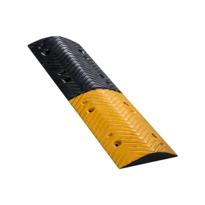 Customizable Heavy-Duty Rubber Speed Bumps Speed Humps for Enhanced Road Safety in Parking Lots and Driveways