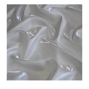 Wholesale Price Glossy Metallic Liquid Satin Reflective Fabric Liquid Satin Fabric Organza Fabric for Fashion Dress