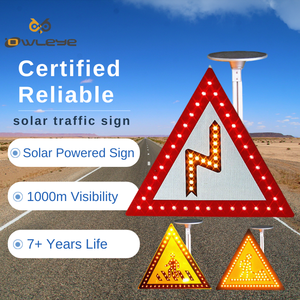 Hot Sell Solar Powered Reflective LED Aluminium Triangular IP66 Waterproof Traffic Sign Board 1000m Visual Distance Third Grade