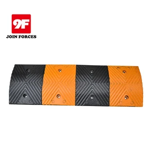 Rubber Road Safety Speed Bump-Black & Yellow 1000x350x41mm