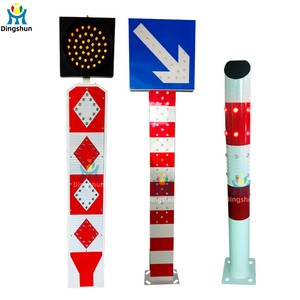 Outdoor Solar LED Traffic Signal Light, Luminous Road Crossing Warning Sign for Highway Safety