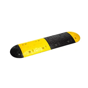 High-quality Heavy-duty Rubber Speed Bumps 500x400x50mm Slip-resistant Yellow and Black Rubber Speed Bumps