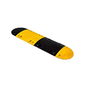 Recycled Heavy-Duty Rubber Speed Bump 500*420*45mm for Roads Highways & Parking Lot Safety