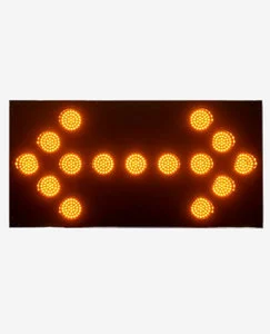 Customize Hi-Vis Reflective LED Yellow Arrow Highway Directional Road Sign Solar Warning Light Traffic Sign Board