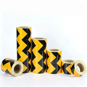 Black-Yellow Arrow Reflective Safety Tape 3M-Style High Intensity Reflective Film Roll PET For Trailers Road Warning Traffic