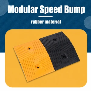 High Performance Rubber Traffic Speed Bump with Reflective Markings for Road Safety and Vehicle Speed Reduction