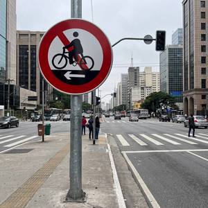 Custom Reflective Aluminum Round Traffic Warning Sign Board Speed Limit Regulatory Road Safety Waterproof OEM