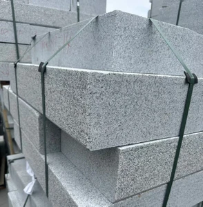 Grey Granite Kerbstone Road Curb for Modern Landscaping and Park Projects
