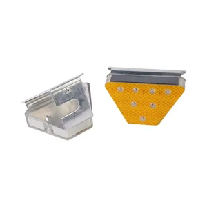 Solar Powered Traffic Safety Beacon Light Yellow Warning Light Road Flashing Sign For Road Warning