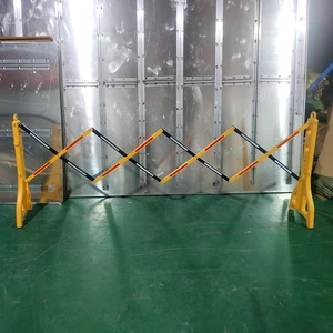 Hot Sale Portable Yellow Expandable High-Intensity Prismatic Reflective PE 2.5mm Traffic Barrier