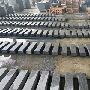 Chinese Sesame Black Grey Granite Kerbs Kerbstone G654 Dark Grey Granite Curb Stone in Flamed Finish