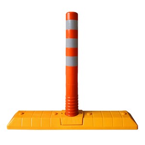 2017 New Items Flexible Plastic Road Separator Lane Divider with Warning Post Traffic Safety Recovery Extensible Product