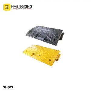 Durable Outdoor Traffic Speed Bump 5cm Thick Enhance Safety & Traffic Control Road Speed Breaker