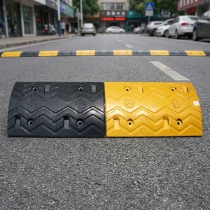 DingTian Geschwindigkeitsbewegung High Strength Pressure Resistant Speed Bumps Zum Verkauf