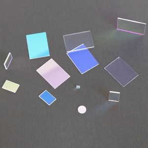 High Precision 975nm Dichroic Mirror IAD/PVD+IAD Coating >95% Transmittance 40/20 Surface Quality High Quality JGS1 Glass Mirror
