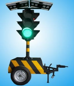 Hole Sale Shenzhen Factory High Quality Solar Temporary 4-Side Traffic Lights with High-Luminance LED and 1000m Visibility
