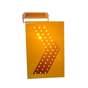 Solar Powered LED Traffic Signs with Yellow Flashing Arrow Light IP55 Protection Aluminum Material