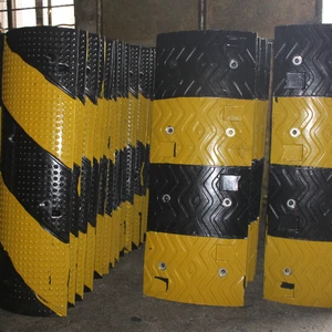 2025 Hot Sale Rubber Speed Bumps for Sale 350*500*50 mm Road Bump Rubber Bump