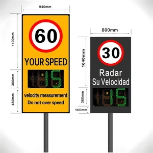 Customized High Reflective Aluminum LED Traffic Sign Equipment IP65 Rated Yellow Dimmable Various Sizes Flashing Indicator