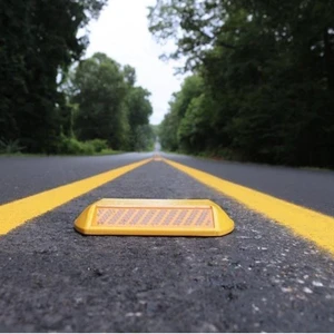 Uk Road Stud Reflective Cat Aluminum Glass Mark Polycarbonate Reflective Road Stud
