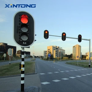 Red and Green Traffic Light 200mm LED Traffic Signal Light with Countdown Timer Crossroads Traffic Light