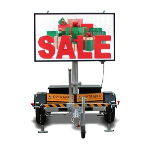 An Road Mobile LED Display Board Variable Message Board Traffic Sign