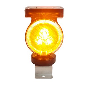 Solar Powered LED Road Guidance Traffic Light Yellow Light with Reflective Bulb Cement Guardrail Made Plastic PC Material