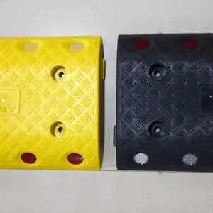 350*250*45mm CE ABS Plastic Speed Road Hump, No Smelly Plastic Speed Bump, Cat eye reflective Speed Bump