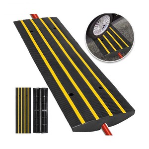 Rubber Driveway Curb Ramp / Rolled Edge Ramp / Rubber Kerb Ramp