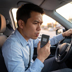 Portable Professional Driver Breathalyzer APP Gas Detector Tester For Alcohol Fuel Cell Homebrew Breathalyzer Analyzer WGSENSOR