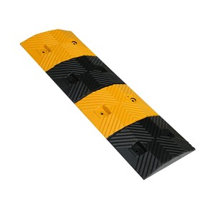 Traffic Safety Speed Limited Hump Heavy Duty Portable Speed Bump for Driveway Asphalt Vehicle Traffic Road