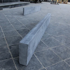 High Quality Modern Design Limestone Tile Tumbled Surface Finish Vietnam Exterior Decoration Villa Outdoor Paving Curb Bluestone
