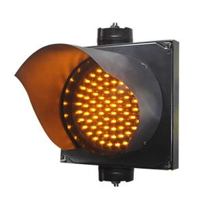 Yellow Single Traffic Light With Flash Function for the 2 Way Intersection