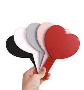 Portable Eyelash Salon Makeup Mirror Heart Shape Lash Pattern Small Plastic Hand Mirrors Personalized Features Pocket-Friendly