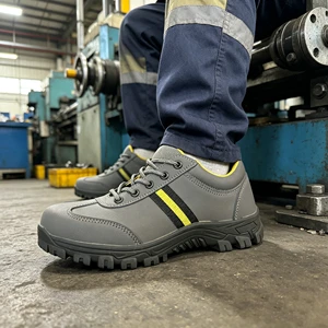 SOLID STONE CE Lightweight Safety Shoes Low Cut Comfortable Anti-Slip Work Footwear for Daily Labor & Industrial Use