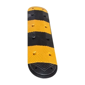 New Safety Heavy Duty Speed Bump Road Hump with Glass Beads Yellow+Black Anti-Pressure