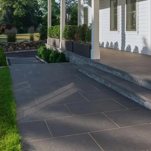 Landscape Outdoor Garden Park Split Face China Black Natural Stone Curbing Paving Slabs and Stepping Stones