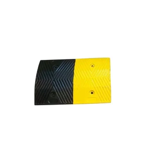 New Products Safety Yellow+Black 12INCH Width Rubber Road Hump High Visibility Speed Bumps