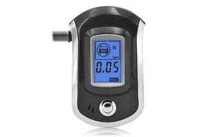 Hand-held Portable High-precision Digital Display Breath Alcohol Tester Breathalyzer with Backlight LCD Screen for