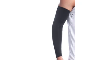 Single Tennis Arm Sheath Protector Breathable Fitness Equipment for Outdoor Sports Thin Sweat Elbow Lengthening Arm Sleeve