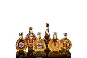 Factory Custom Luxury 500ml 750ml Liquor Wine Whisky Vodka Brandy Glass Bottles Tequila Glass Bottle With Cork Lid