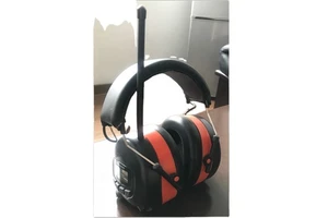 Electronic Hearing Protector with AM/FM Radio 31dB Noise Reduction ANSI S3.19 Certified Reusable Safety Earmuff