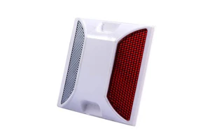 ASTM D4280 ABS Yellow Barrier Reflector Reflective Road Stud PMMA Cat Eye Raised Pavement Markers Traffic Warning Product