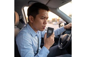 AT808 LCD Breath Alcohol Tester With High Accuracy For Professional Use
