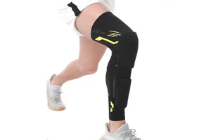 Compression EVA Padded Leg Sleeves Anti-slip Honeycomb Sports Knee Leg Pads Basketball Volleyball Protective Leg Brace Support